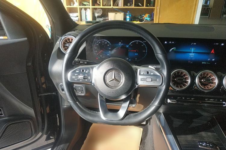Used Mercedes-Benz EQA 2022 EQA 300 4MATIC Launch Edition Steering Wheel