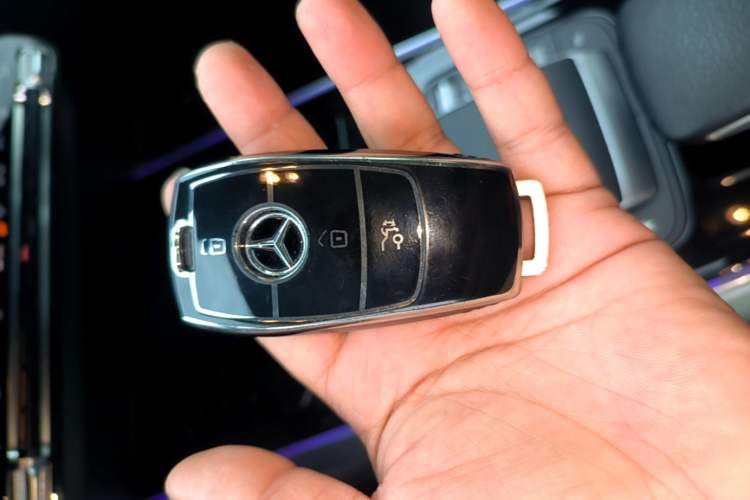 Used Mercedes-Benz EQA 2022 EQA 300 4MATIC Launch Edition Vehicle Key