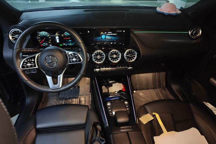 Used Mercedes-Benz EQA 2022 EQA 260 Center Console