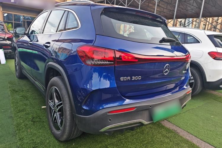 Used Mercedes-Benz EQA 2022 EQA 300 4MATIC Launch Edition Exterior 2