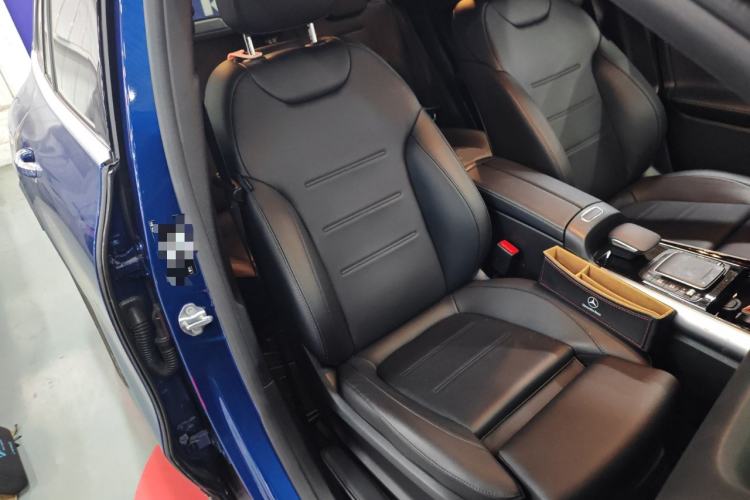 Used Mercedes-Benz EQA 2022 EQA 260 Right Front Seat