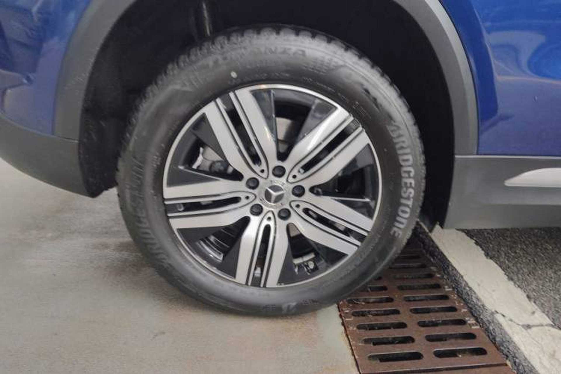Used Mercedes-Benz EQA 2022 EQA 260 Right Rear Wheel Hub