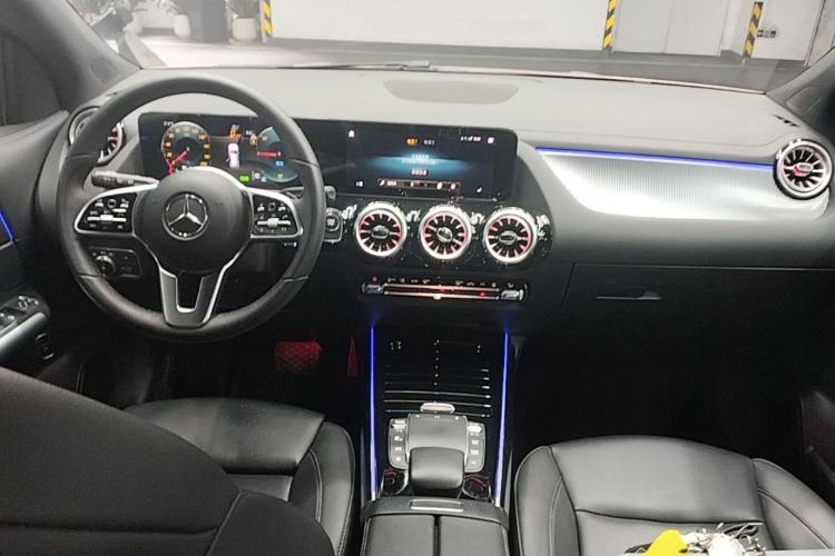 Used Mercedes-Benz EQA 2022 EQA 260 Center Console