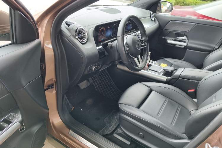 Used Mercedes-Benz EQA 2022 EQA 260 Driver Seat