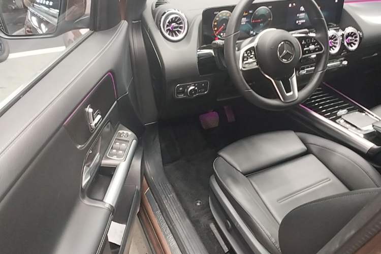 Used Mercedes-Benz EQA 2022 EQA 260 Driver Seat