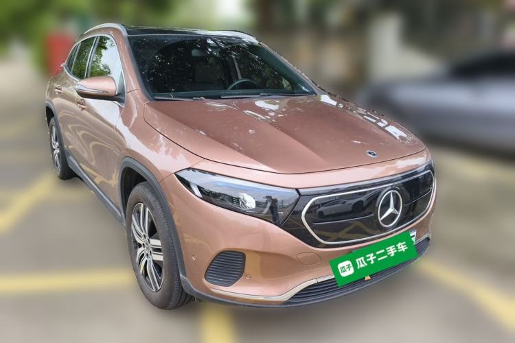 Used Mercedes-Benz EQA 2022 EQA 260 Front Right 45 Deg