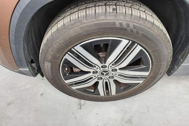 Used Mercedes-Benz EQA 2022 EQA 260 Left Front Wheel Hub