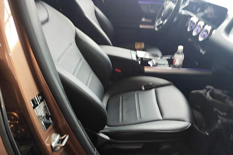 Used Mercedes-Benz EQA 2022 EQA 260 Right Front Seat