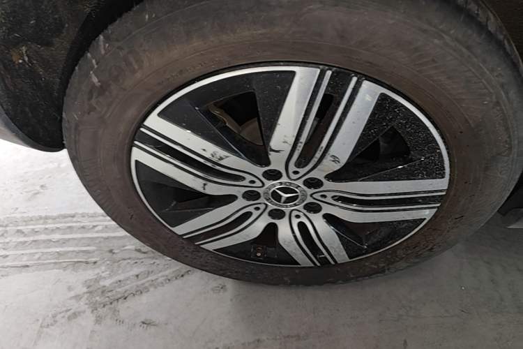 Used Mercedes-Benz EQA 2022 EQA 260 Right Rear Wheel Hub