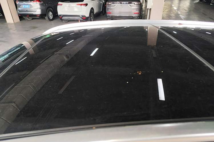 Used Mercedes-Benz EQA 2022 EQA 260 Roof