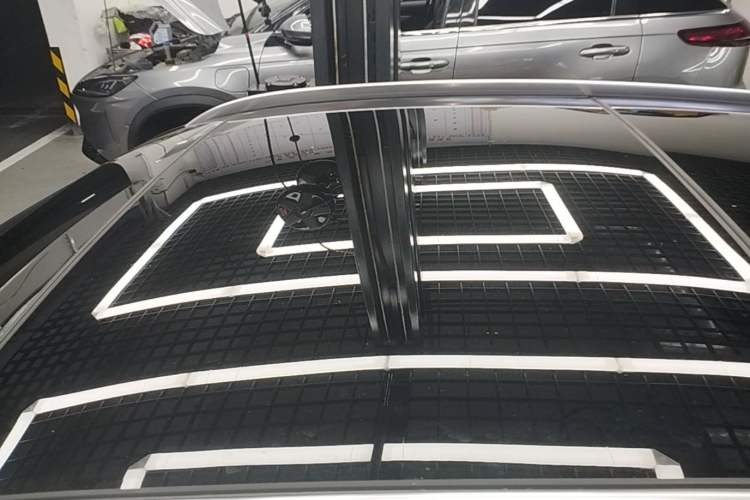 Used Mercedes-Benz EQA 2022 EQA 260 Roof