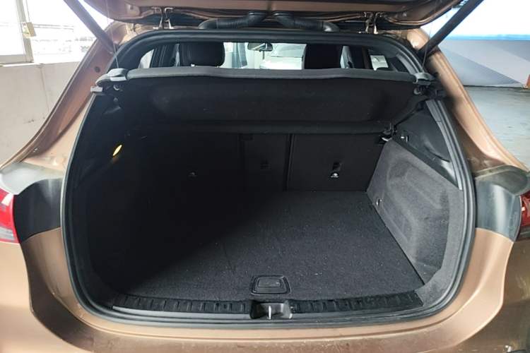Used Mercedes-Benz EQA 2022 EQA 260 Trunk