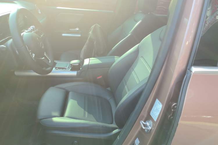 Used Mercedes-Benz EQA 2022 EQA 260 Left Front Seat