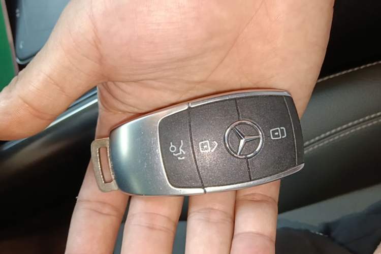 Used Mercedes-Benz EQA 2022 EQA 300 4MATIC Launch Edition Vehicle Key