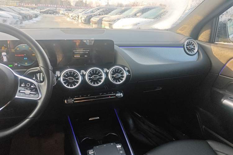 Used Mercedes-Benz EQA 2022 EQA 260 Audio And AC Panel