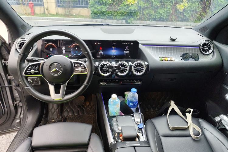 Used Mercedes-Benz EQA 2022 EQA 260 Center Console