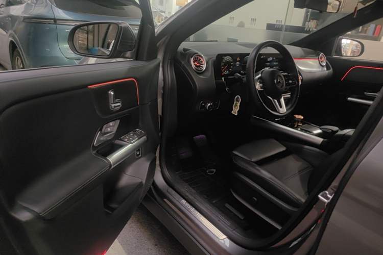 Used Mercedes-Benz EQA 2022 EQA 260 Driver Seat