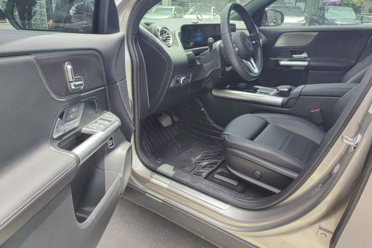 Used Mercedes-Benz EQA 2022 EQA 260 Driver Seat