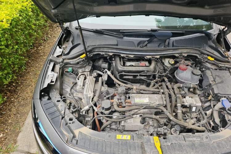 Used Mercedes-Benz EQA 2022 EQA 260 Engine Bay Right