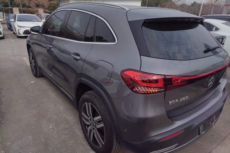 Used Mercedes-Benz EQA 2022 EQA 260 Exterior 3