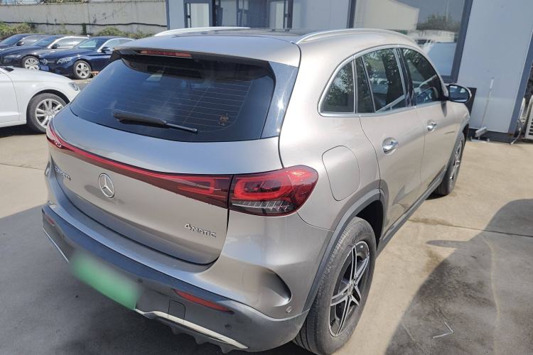 Used Mercedes-Benz EQA 2022 EQA 300 4MATIC Launch Edition Exterior 5