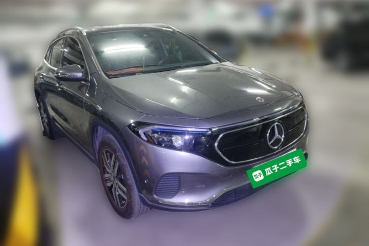 Used Mercedes-Benz EQA 2022 EQA 260 Front Right 45 Deg
