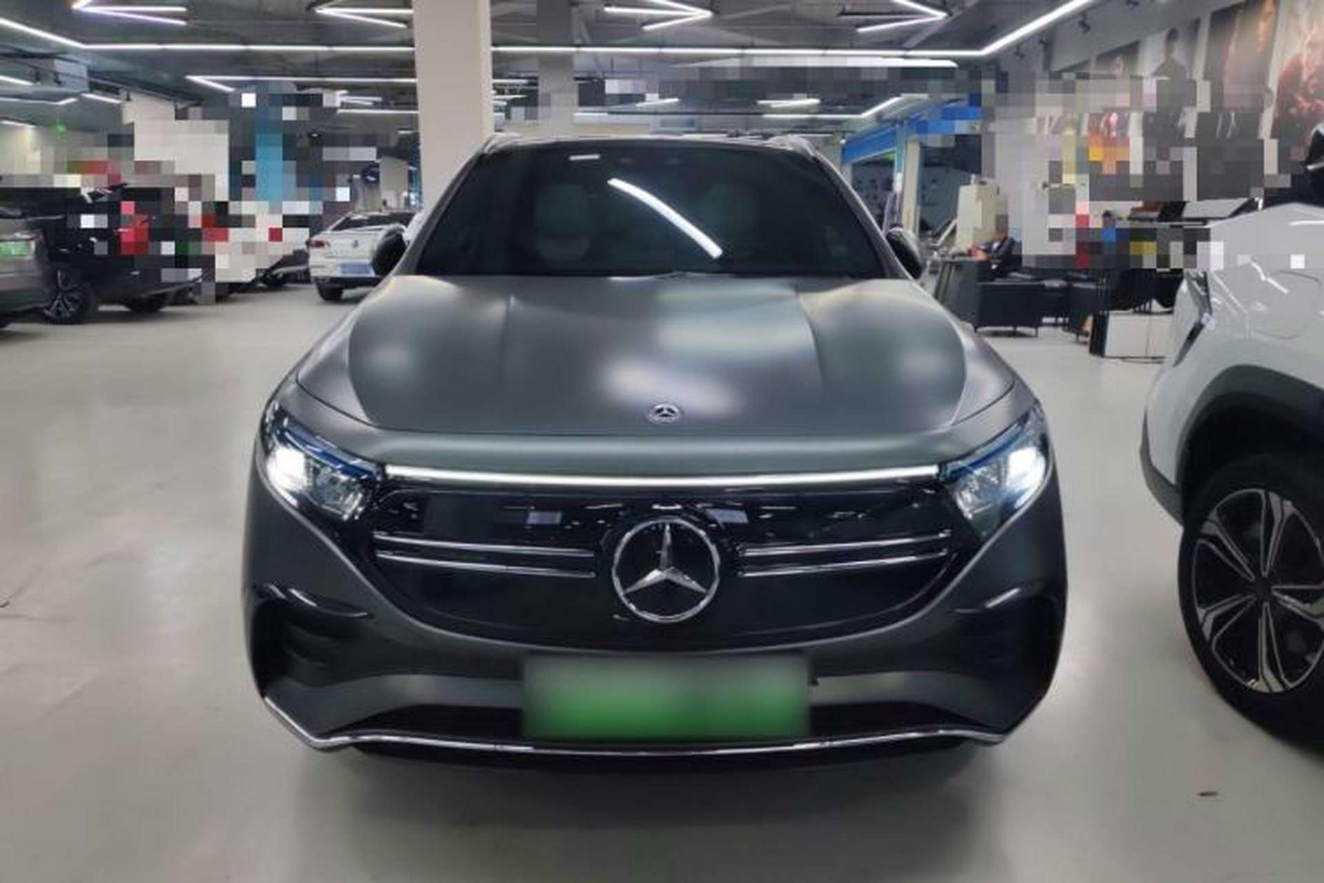 Used Mercedes-Benz EQA 2022 EQA 300 4MATIC Launch Edition Front