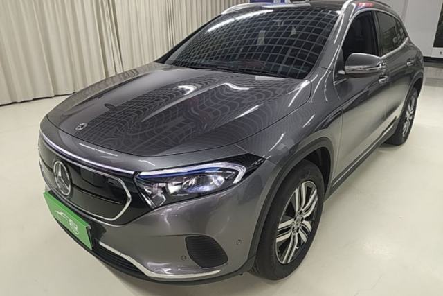 Ojetý Mercedes-Benz EQA 2022 EQA 260