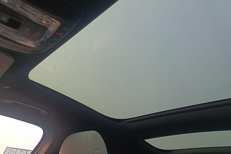 Used Mercedes-Benz EQA 2022 EQA 300 4MATIC Launch Edition Headliner