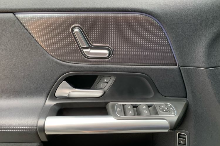 Used Mercedes-Benz EQA 2022 EQA 260 Interior 12