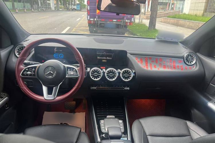Used Mercedes-Benz EQA 2022 EQA 260 Interior 2