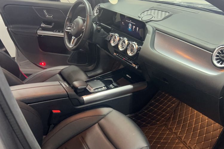 Used Mercedes-Benz EQA 2022 EQA 260 Interior 3