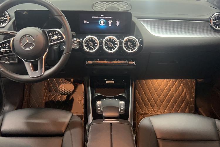 Used Mercedes-Benz EQA 2022 EQA 260 Interior 5