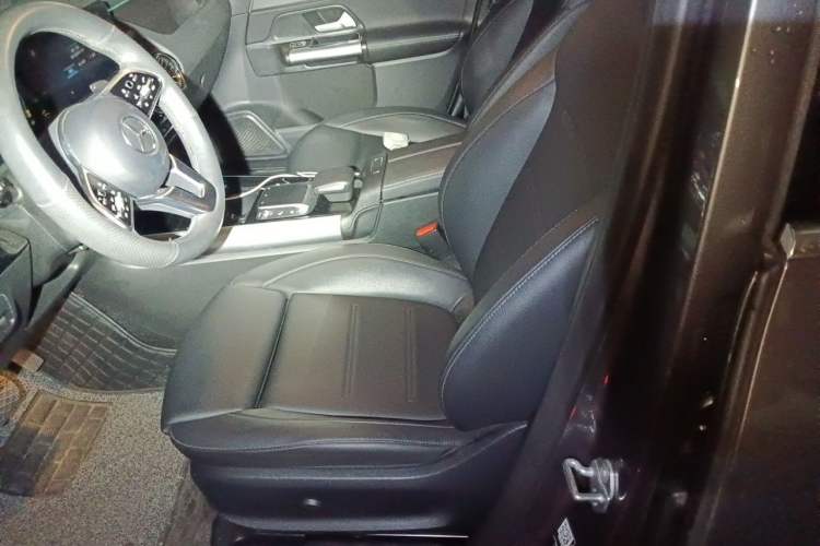 Used Mercedes-Benz EQA 2022 EQA 260 Left Front Seat