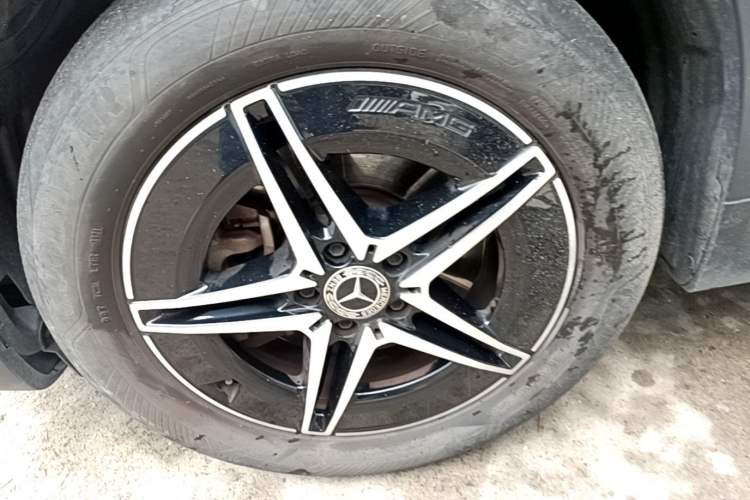 Used Mercedes-Benz EQA 2022 EQA 300 4MATIC Launch Edition Left Front Wheel Hub
