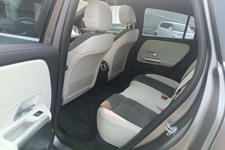 Used Mercedes-Benz EQA 2022 EQA 300 4MATIC Launch Edition Left Rear Seat