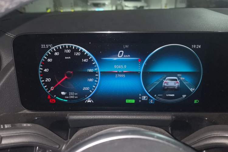 Used Mercedes-Benz EQA 2022 EQA 260 Odometer Close Up