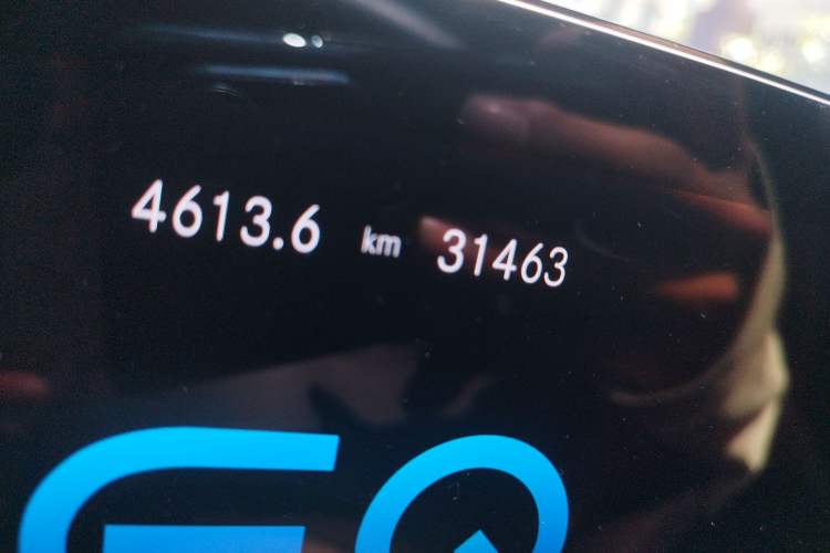 Used Mercedes-Benz EQA 2022 EQA 260 Odometer Close Up