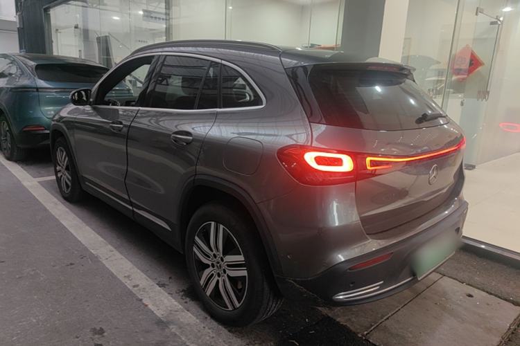 Used Mercedes-Benz EQA 2022 EQA 260 Rear Left 45 Deg