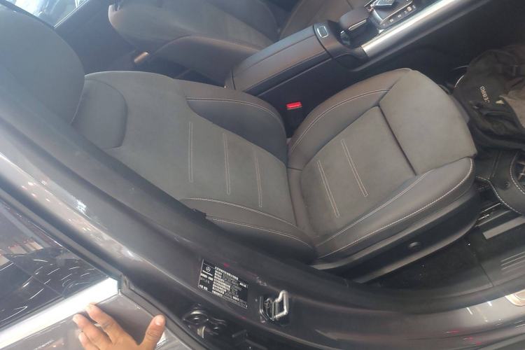Used Mercedes-Benz EQA 2022 EQA 300 4MATIC Launch Edition Right Front Seat