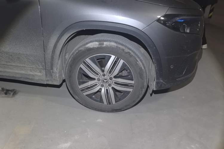 Used Mercedes-Benz EQA 2022 EQA 260 Right Front Wheel Hub