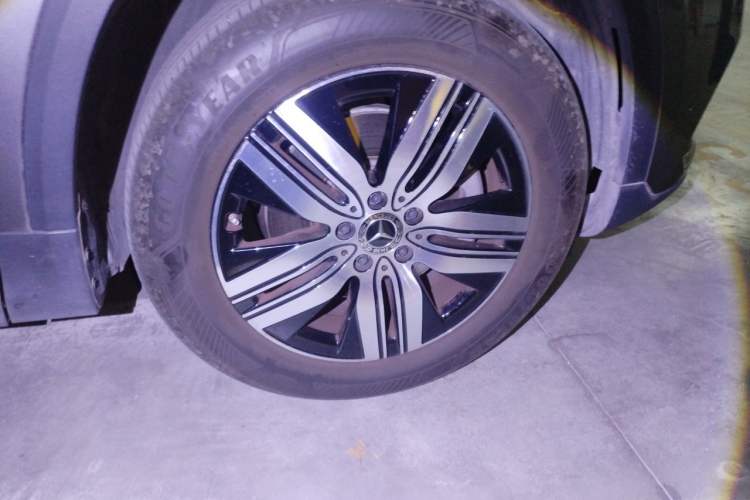 Used Mercedes-Benz EQA 2022 EQA 260 Right Front Wheel Hub