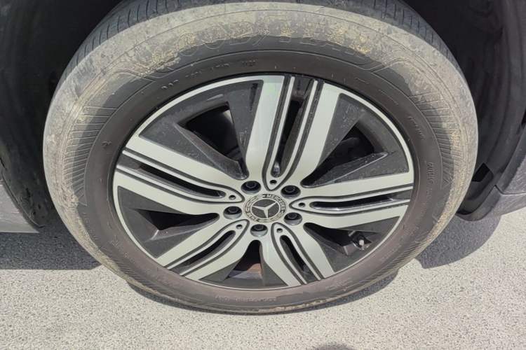 Used Mercedes-Benz EQA 2022 EQA 260 Right Front Wheel Hub