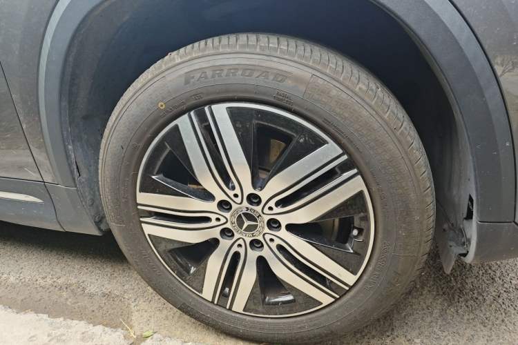 Used Mercedes-Benz EQA 2022 EQA 260 Right Front Wheel Hub