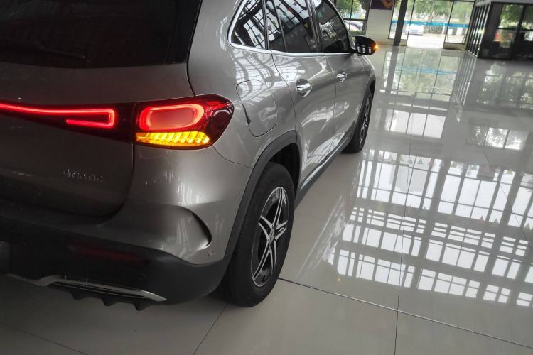Used Mercedes-Benz EQA 2022 EQA 300 4MATIC Launch Edition Right Rear Taillight