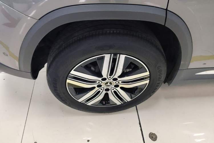 Used Mercedes-Benz EQA 2022 EQA 260 Right Rear Wheel Hub