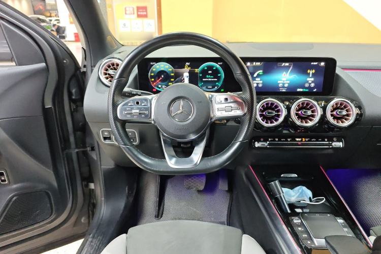 Used Mercedes-Benz EQA 2022 EQA 300 4MATIC Launch Edition Steering Wheel