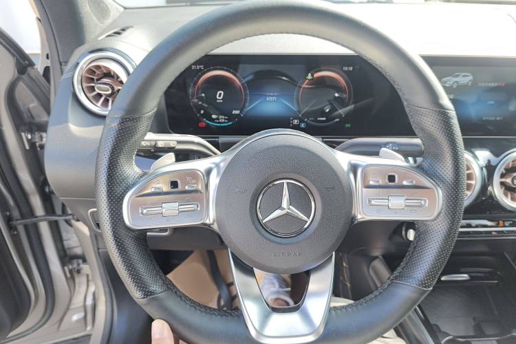 Used Mercedes-Benz EQA 2022 EQA 300 4MATIC Launch Edition Steering Wheel
