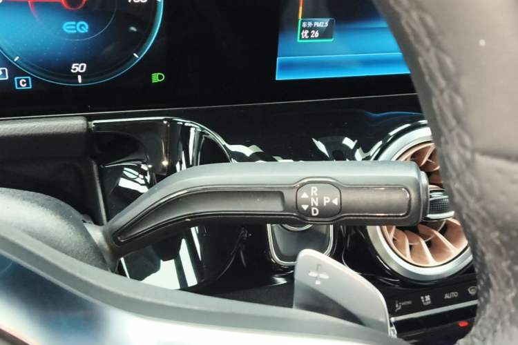 Used Mercedes-Benz EQA 2022 EQA 300 4MATIC Launch Edition Gear Lever