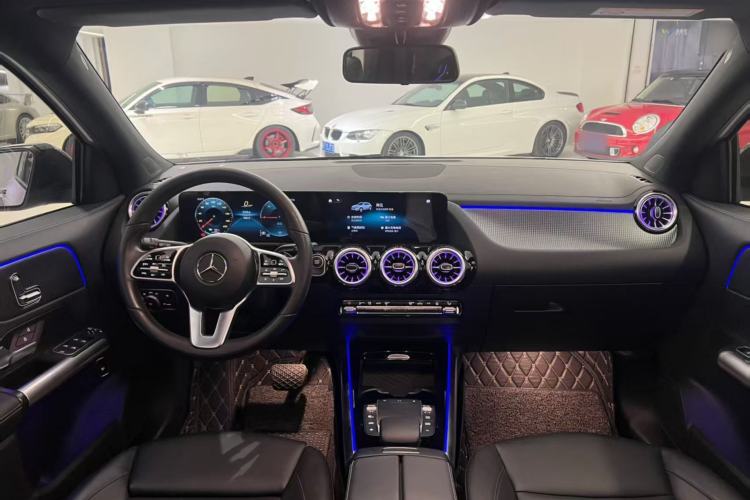 Used Mercedes-Benz EQA 2022 EQA 260 Interior 2